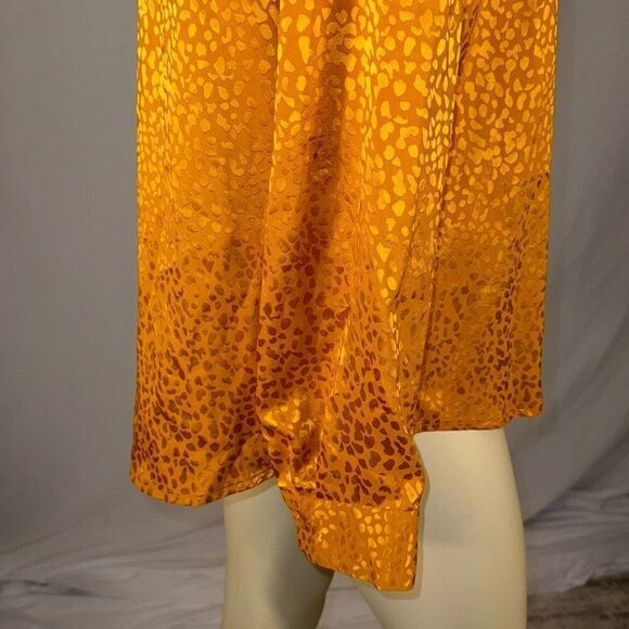 Candie’s Gold Satin Button Down Long Sleeve Blouse Size Large - Picture 6 of 12